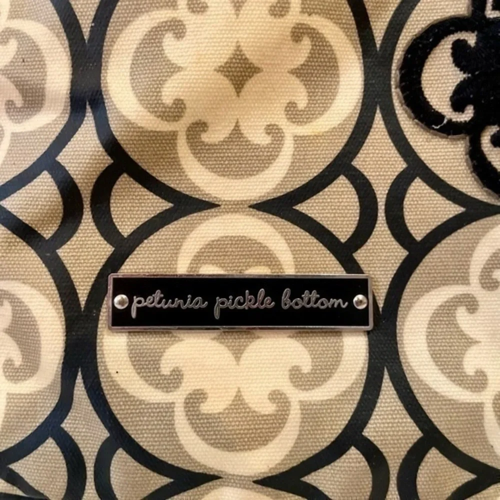 PETUNIA PICKLE BOTTOM | Diaper Bag